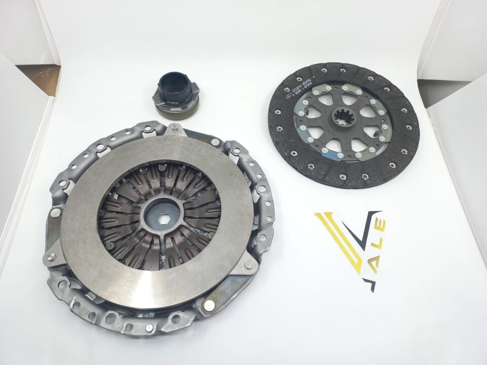 BMW 3-5 SERİSİ DEBRİYAJ SETİ 623323000 M52.M54.228.E39.E46 LUK