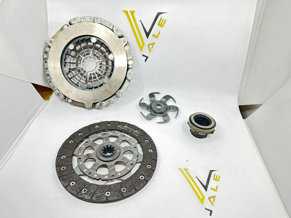 BMW 3-5 SERİSİ DEBRİYAJ SETİ E39.E46.520d.N42.M47 LUK