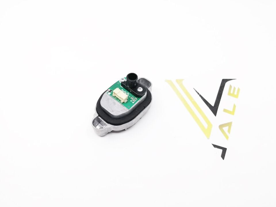 BMW 3 SERİSİ LED MODÜL TEK - 6 PİM - F30.LCİ YAN SANAYİ