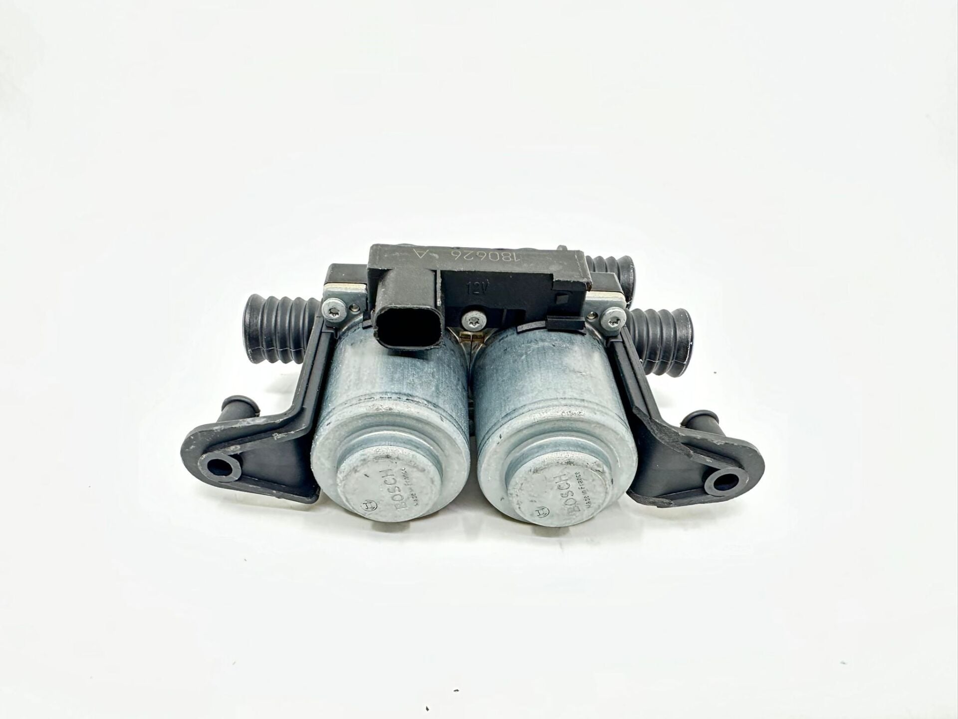 BMW 5-X5 SERİSİ KALORİFER MUSLUĞU E39.E53.E38 ORJİNAL