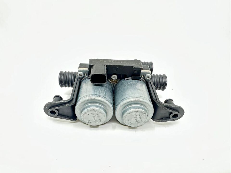 BMW 5-X5 SERİSİ KALORİFER MUSLUĞU E39.E53.E38 ORJİNAL