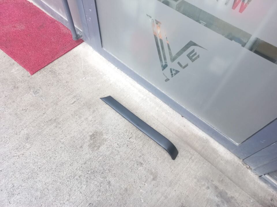 BMW 3 SERİSİ ARKA TAMPON KAPLAMASI - R - E30.M40 YAN SANAYİ