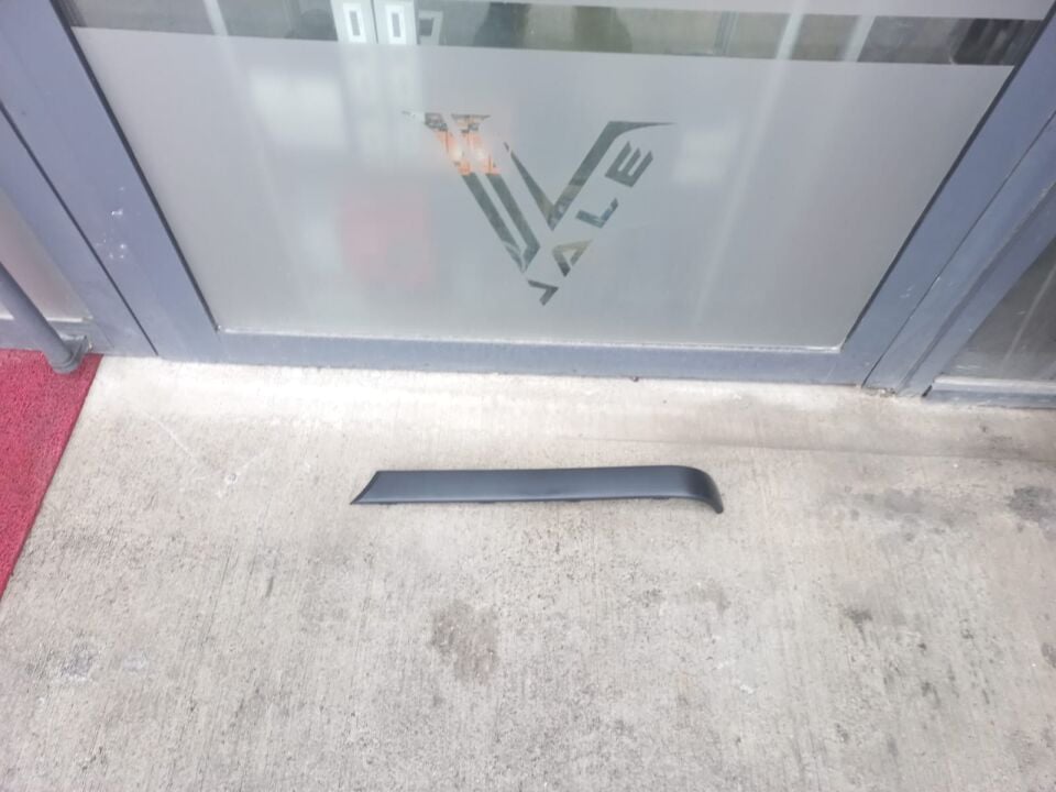 BMW 3 SERİSİ ARKA TAMPON KAPLAMASI - R - E30.M40 YAN SANAYİ