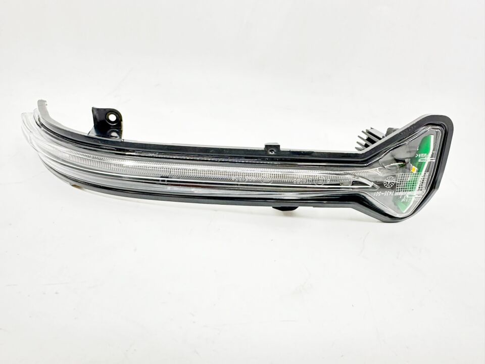 BMW 5 SERİSİ AYNA SİNYAL - L - G30.LCI YAN SANAYİ