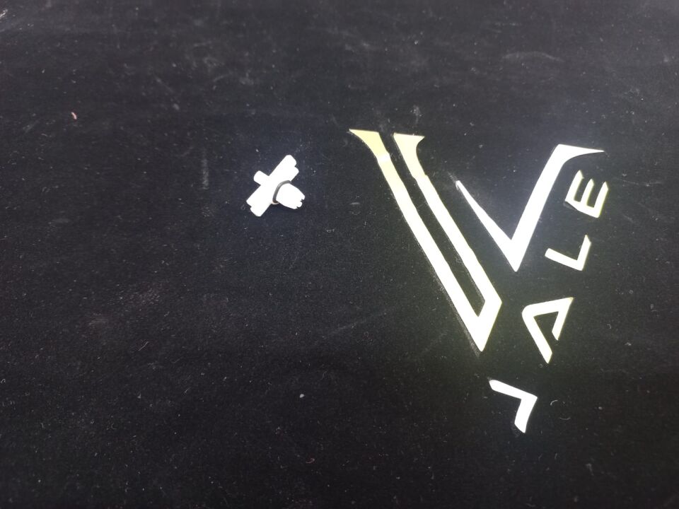 BMW 3 SERİSİ TAVAN OLUK ÇITA KLİPSİ E46 YAN SANAYİ