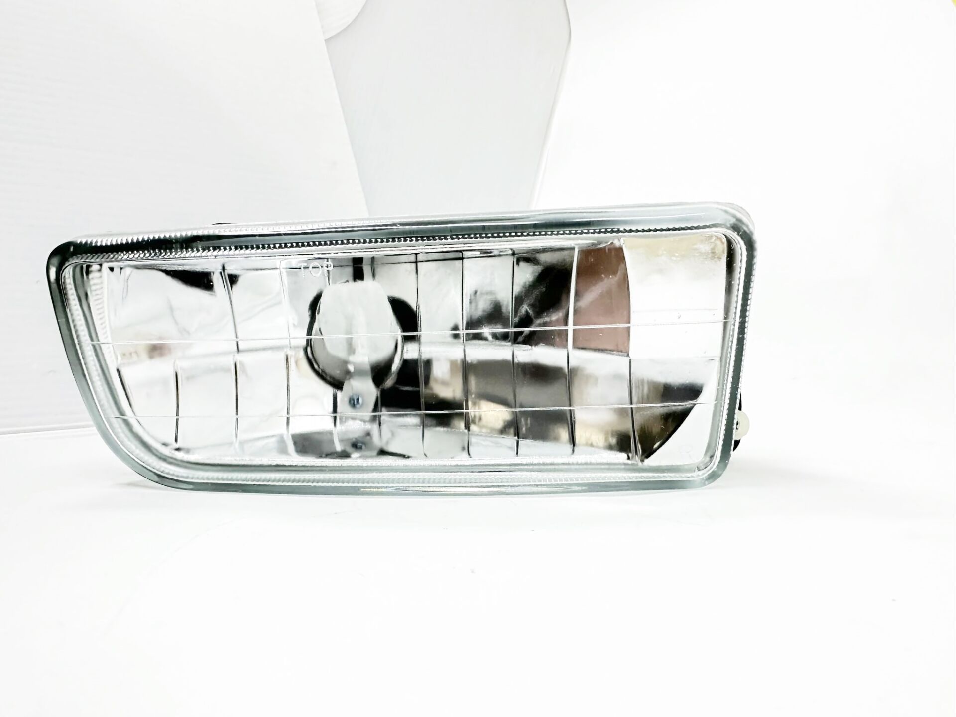 BMW 3 SERİSİ SİS FARI - R - ŞEFFAF E36 YAN SANAYİ