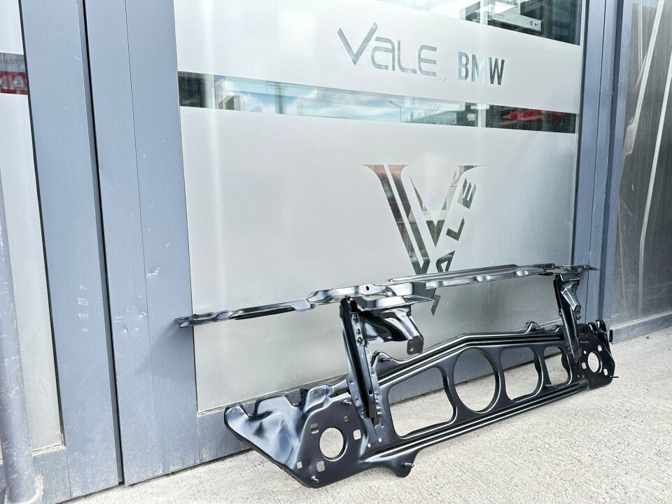 BMW 5 SERİSİ ÖN PANEL E39 YAN SANAYİ