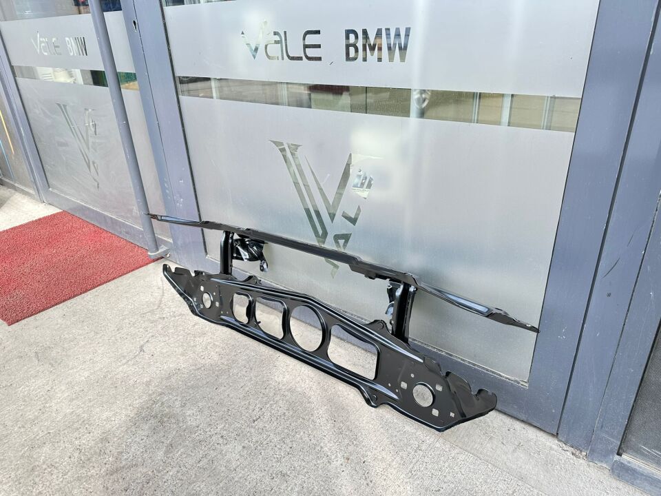 BMW 5 SERİSİ ÖN PANEL E39 YAN SANAYİ