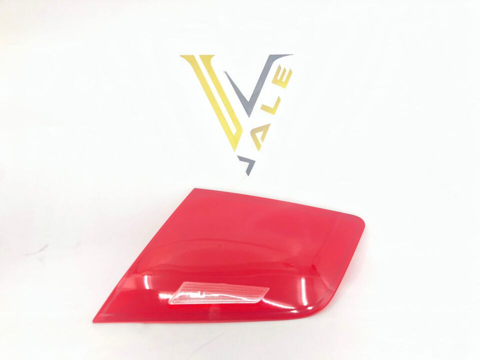 BMW 5 SERİSİ ARKA BAGAJ STOP LAMBASI CAMI - R - F10.LCI YAN SANAYİ