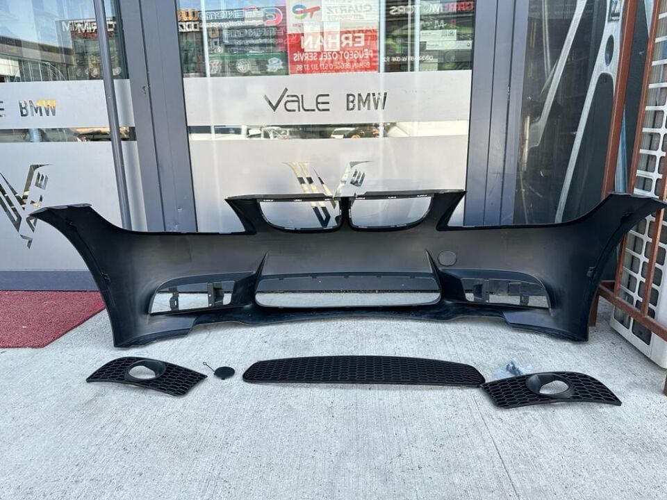 BMW 3 SERİSİ ÖN TAMPON SET == M3 == FAR YIKAMASIZ - E90.M3 YAN SANAYİ