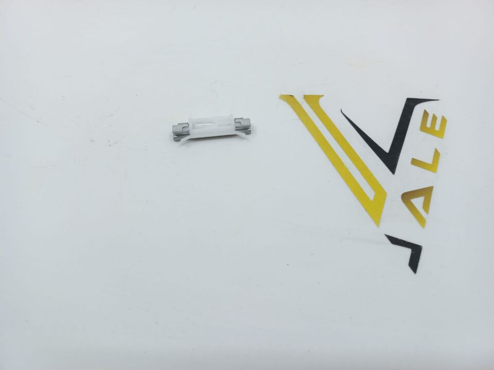 BMW 5-X5 SERİSİ ÖN CAM ÇITA KLİPSİ E60.E70 YAN SANAYİ