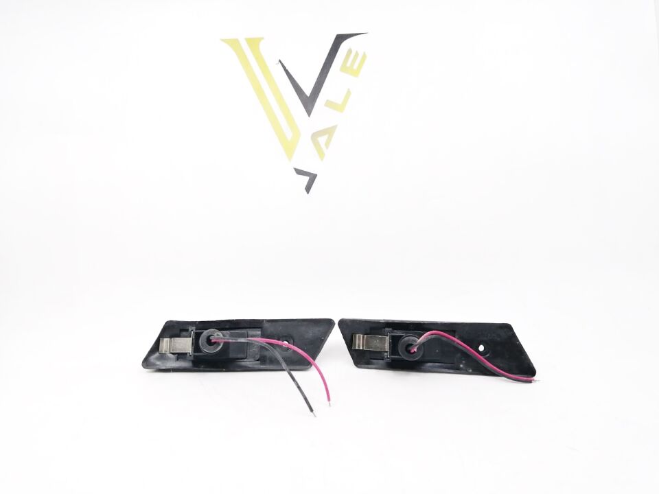 BMW 3 SERİSİ ÇAMURLUK SİNYALİ FÜME  - LEDLİ - TAKIM - E36.09/96- YAN SANAYİ