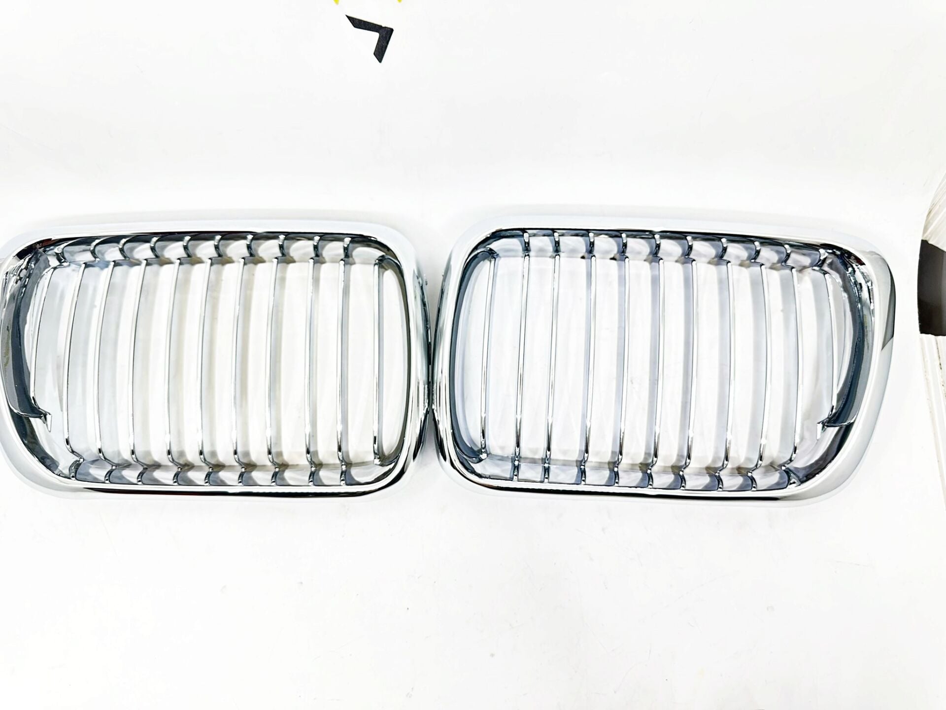 BMW 3 SERİSİ PANJUR TAKIM Y.M - FULL KROM - E36.Y.M YAN SANAYİ