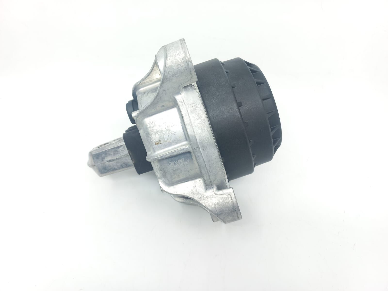 BMW 5 SERİSİ MOTOR KULAK TAKOZU - L -  HAVALI F10 LEMFÖRDER