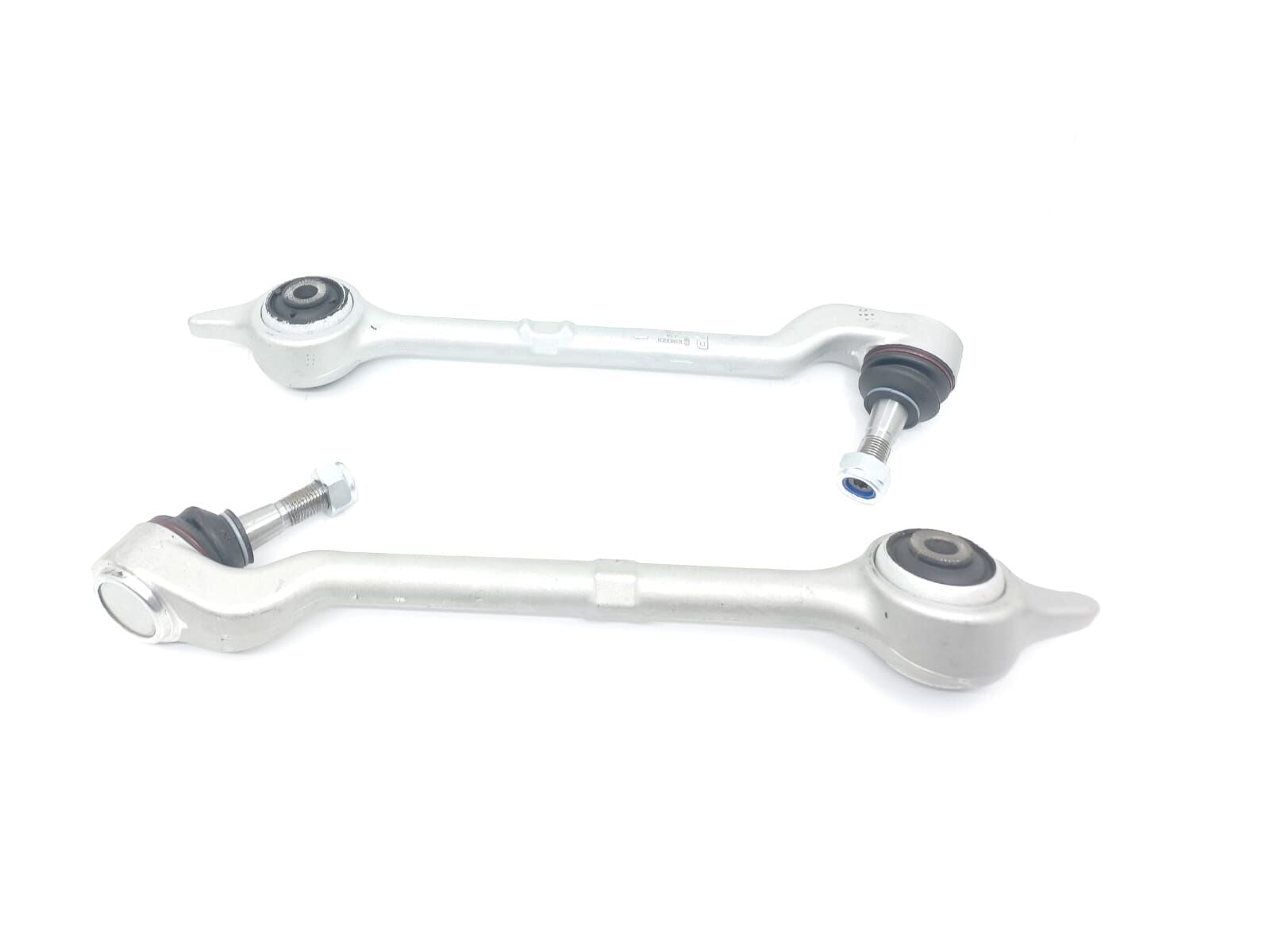 BMW 5 SERİSİ ÖN ALT SALINCAK TAKIMI E39 YAN SANAYİ