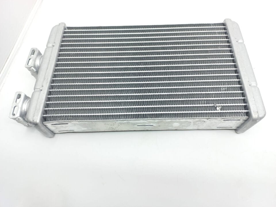 BMW 3 SERİSİ KALORİFER RADYATÖRÜ E46 YAN SANAYİ