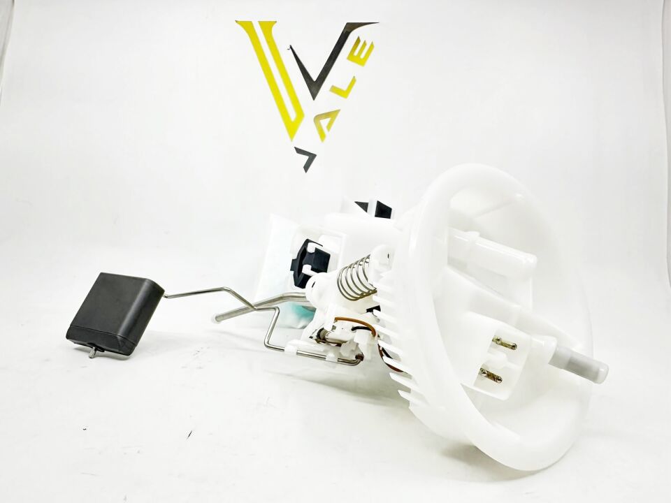 BMW 3 SERİSİ BENZİN POMPASI E36.BEYAZ YAN SANAYİ