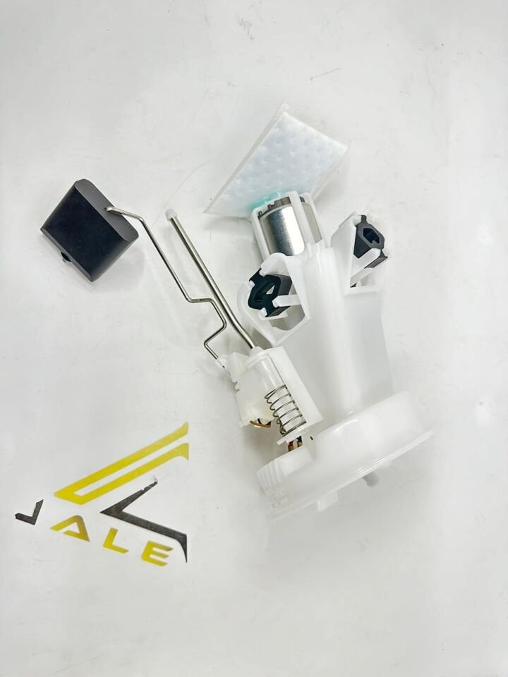 BMW 3 SERİSİ BENZİN POMPASI E36.BEYAZ YAN SANAYİ