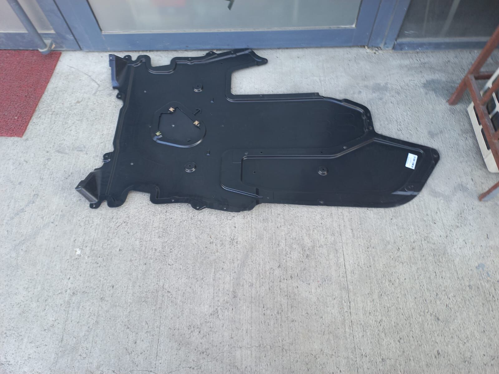 BMW 5 SERİSİ ŞANZUMAN ALT MUHAFAZA BAKALİTİ E60 YAN SANAYİ