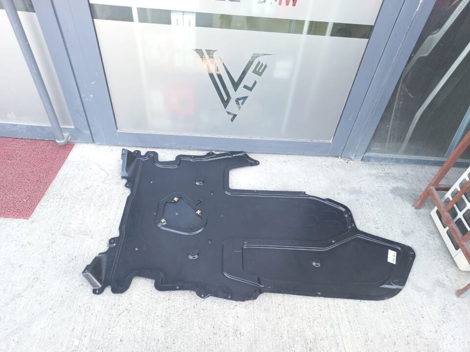 BMW 5 SERİSİ ŞANZUMAN ALT MUHAFAZA BAKALİTİ E60 YAN SANAYİ