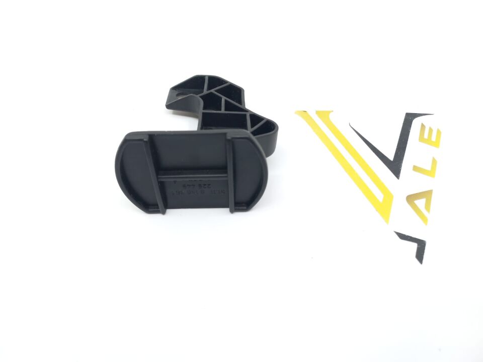 BMW 5 SERİSİ ÖN TAMPON BRAKETİ - L - E39 VACİO