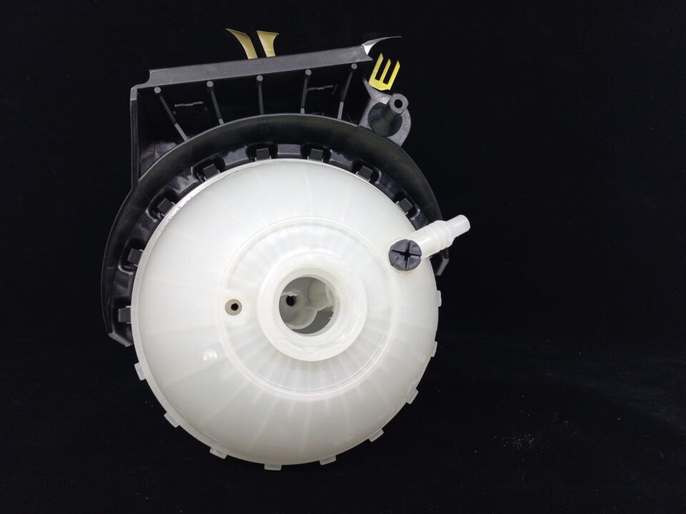 BMW 1-3 SERİSİ RADYATÖR YEDEK SU DEPOSU F20.F30 YAN SANAYİ