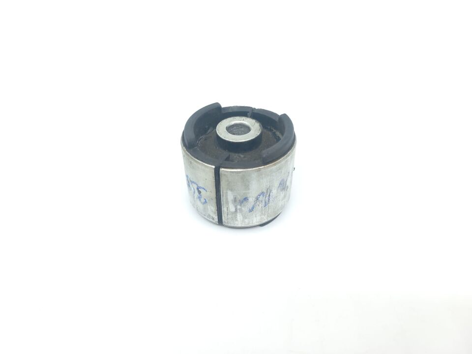 BMW 3 SERİSİ ARKA SALINCAK ÖN BURCU E46.E36.X3 FEBİ