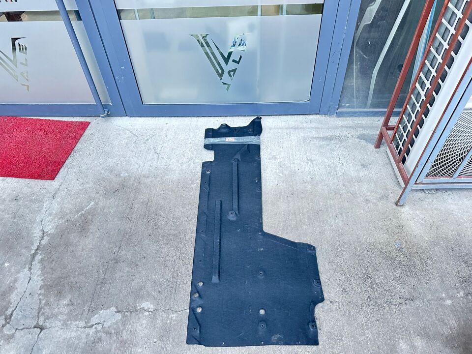 BMW 1-3 SERİSİ MARŞBİYEL ALT KAPLAMASI - L - F20.F30 YAN SANAYİ