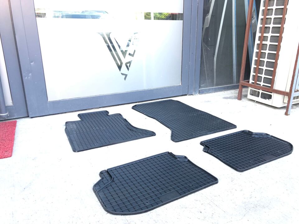 BMW 5 SERİSİ PASPAS TAKIM - SİYAH - F10 PETEX