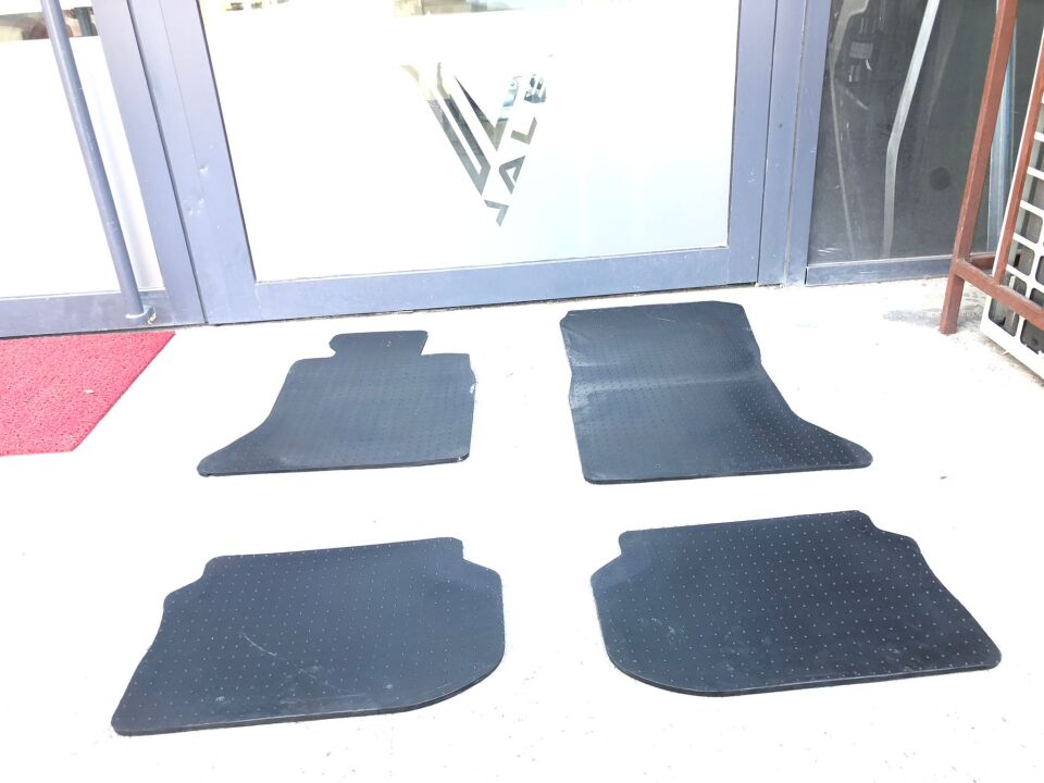 BMW 5 SERİSİ PASPAS TAKIM - SİYAH - F10 PETEX