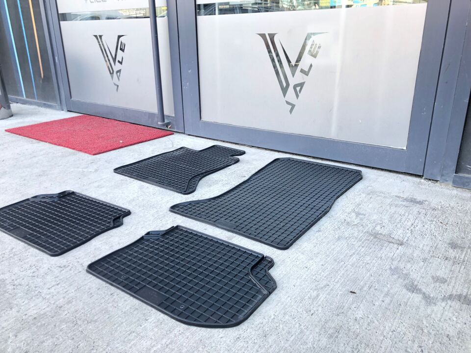 BMW 5 SERİSİ PASPAS TAKIM - SİYAH - F10 PETEX