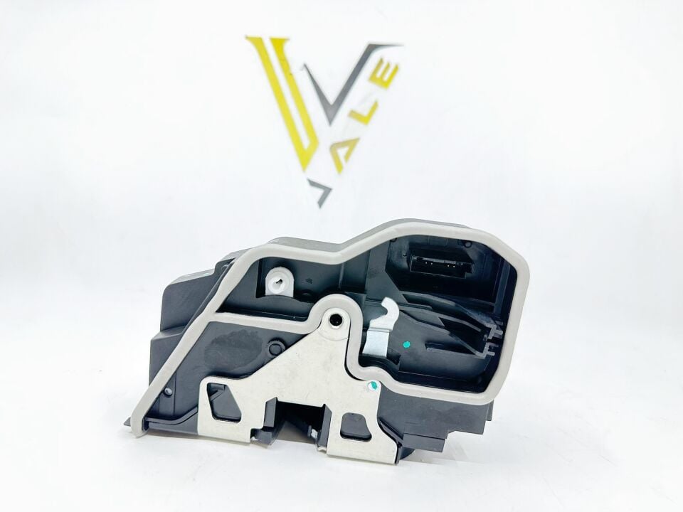 BMW 3-5 SERİSİ ÖN KAPI KİLİDİ ÖN ARKA - L - E90.E60.F30.F10 FEBİ