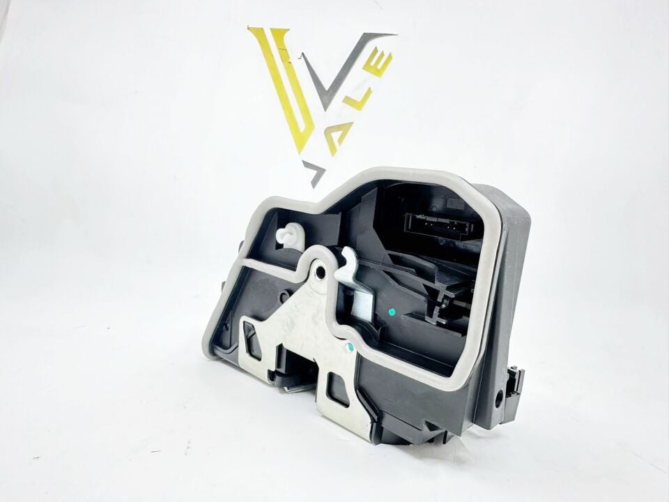 BMW 3-5 SERİSİ ÖN KAPI KİLİDİ ÖN ARKA - L - E90.E60.F30.F10 FEBİ