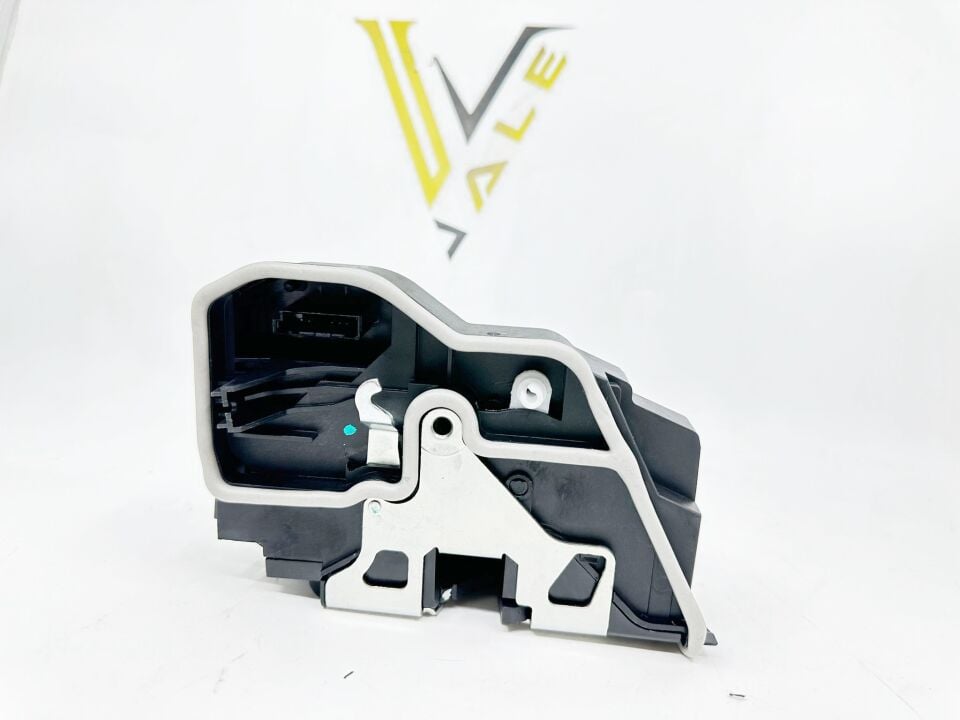 BMW 3-5 SERİSİ ÖN KAPI KİLİDİ ÖN ARKA - R - E90.F10.F30.E60 FEBİ