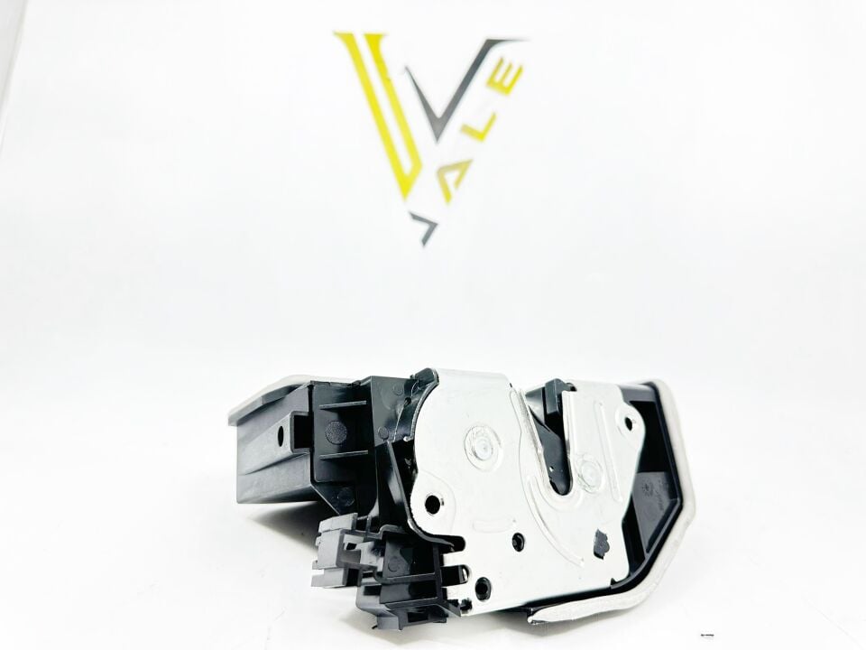 BMW 3-5 SERİSİ ÖN KAPI KİLİDİ ÖN ARKA - R - E90.F10.F30.E60 FEBİ