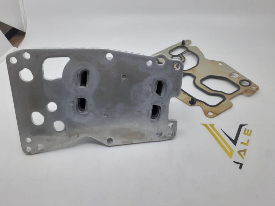 BMW 3 - 5 SERİSİ MOTOR YAĞ SOĞUTUCU F10.F20.F30.E90.N47N YAN SANAYİ