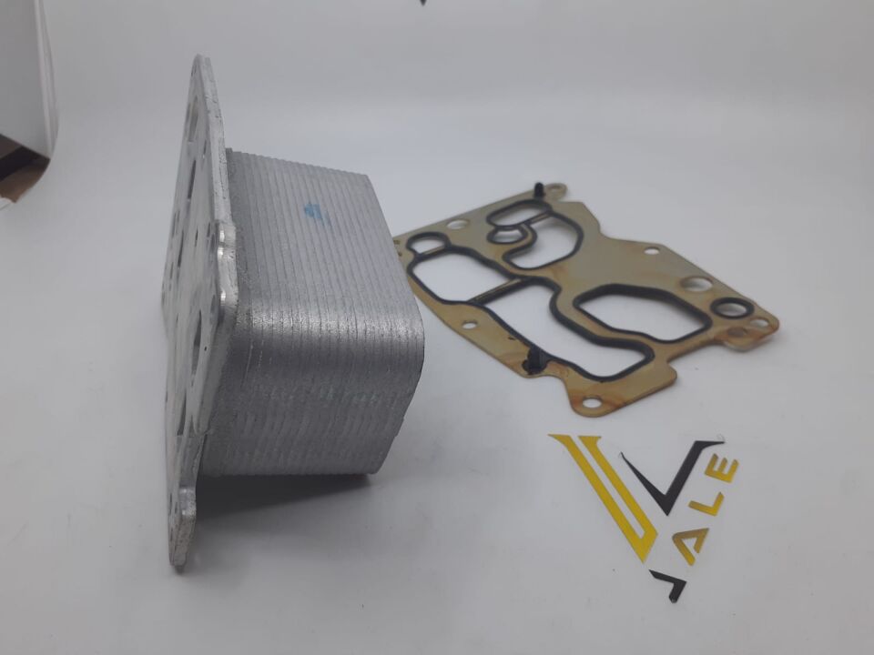 BMW 3 - 5 SERİSİ MOTOR YAĞ SOĞUTUCU F10.F20.F30.E90.N47N YAN SANAYİ