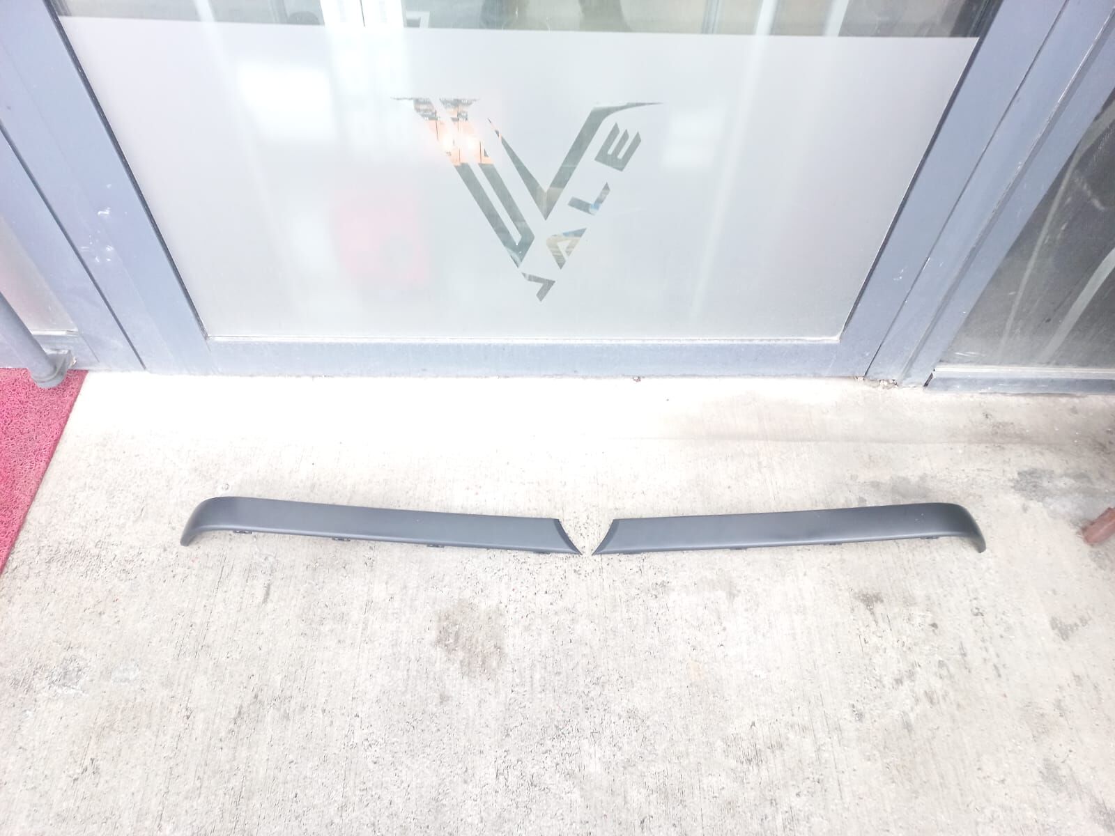 BMW 3 SERİSİ ARKA TAMPON KAPLAMASI - R L - E30.M40 YAN SANAYİ