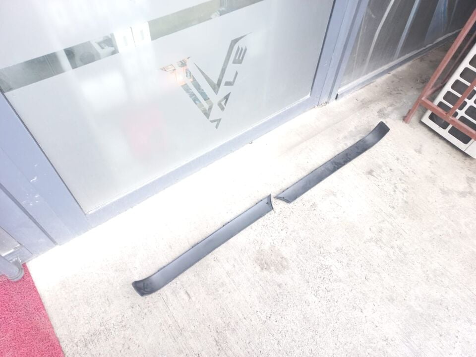 BMW 3 SERİSİ ARKA TAMPON KAPLAMASI - R L - E30.M40 YAN SANAYİ