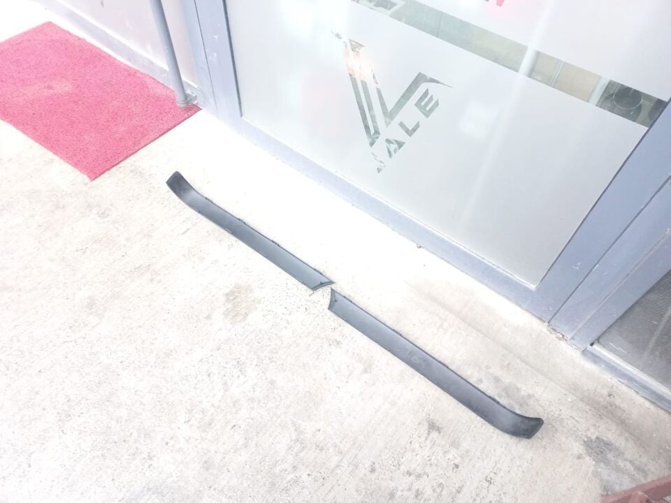 BMW 3 SERİSİ ARKA TAMPON KAPLAMASI - R L - E30.M40 YAN SANAYİ