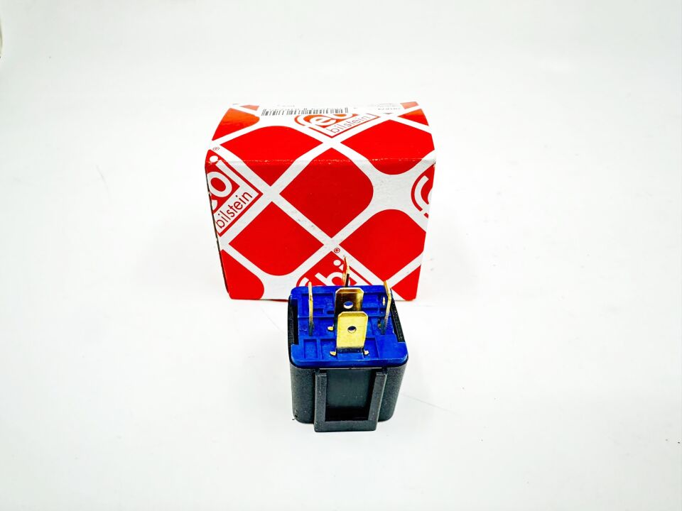 BMW 3-5 SERİSİ RÖLE WHITE GREEN YEŞİL F10.F20.F30.E90.E60 FEBİ