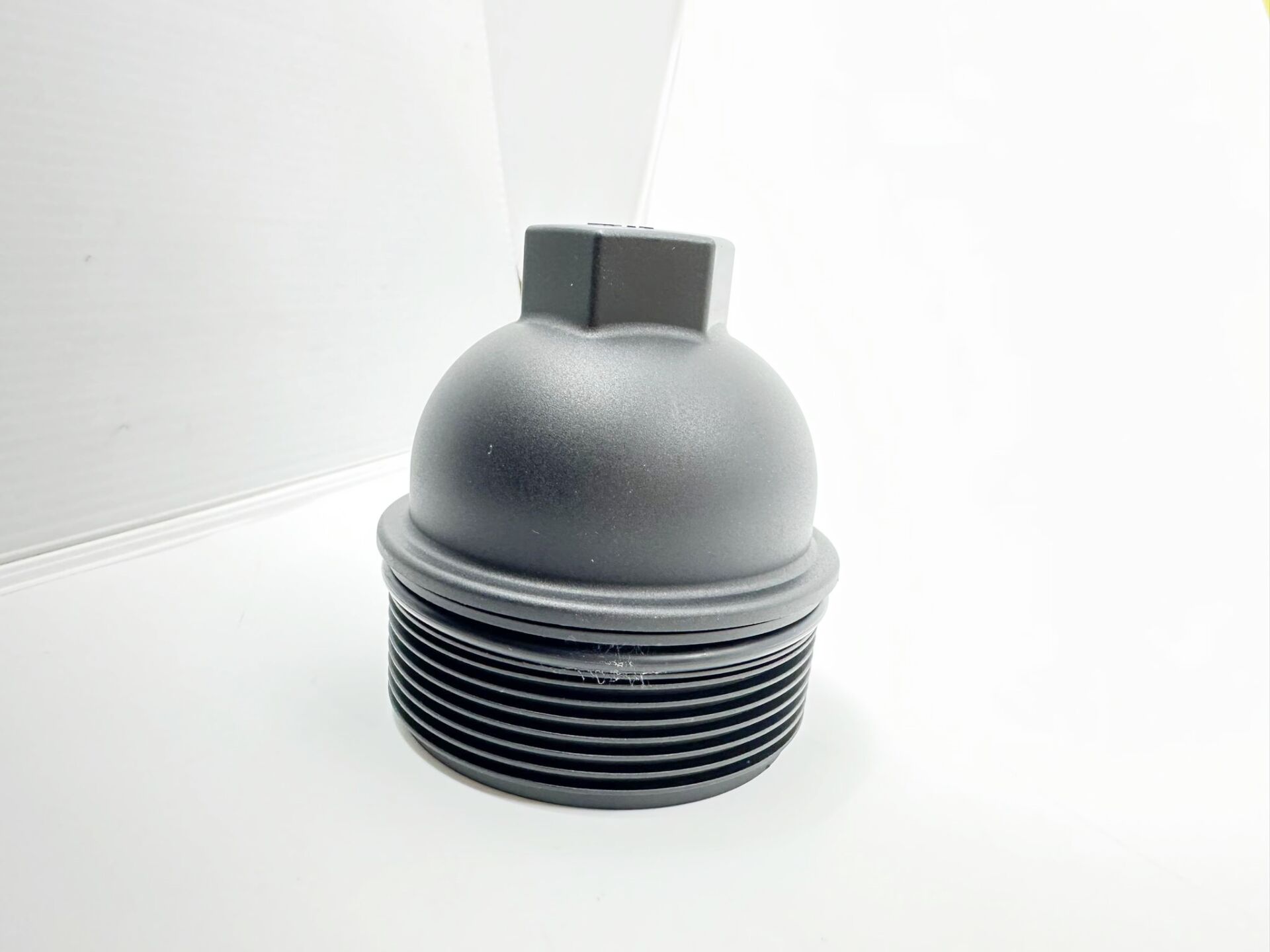 BMW 3-5 SERİSİ YAĞ FİLTRE KAPAĞI E87.E90.E60.N47 YAN SANAYİ