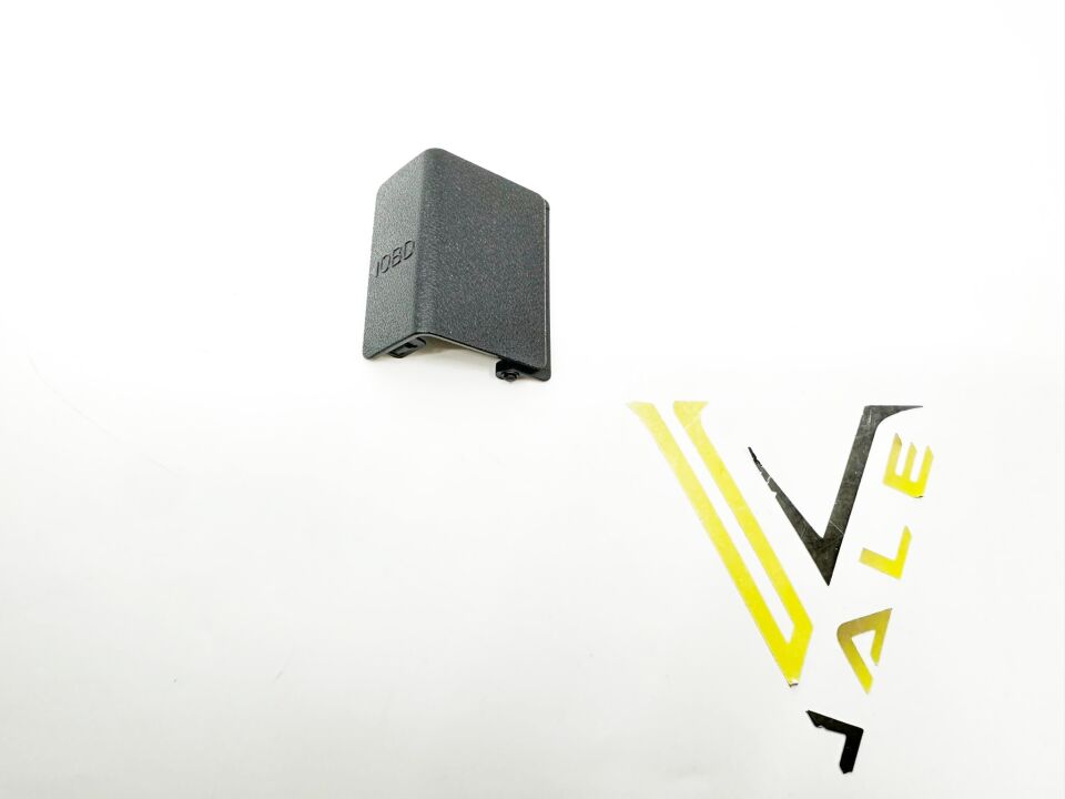 BMW 3 SERSİ OBD SOKET KAPAĞI - SİYAH - F20.F30.F32 YAN SANAYİ