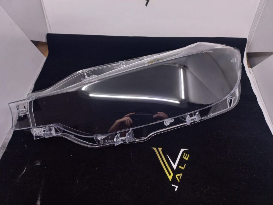 BMW 3 SERİSİ FAR CAMI - L - Y.M F30.LCI YAN SANAYİ