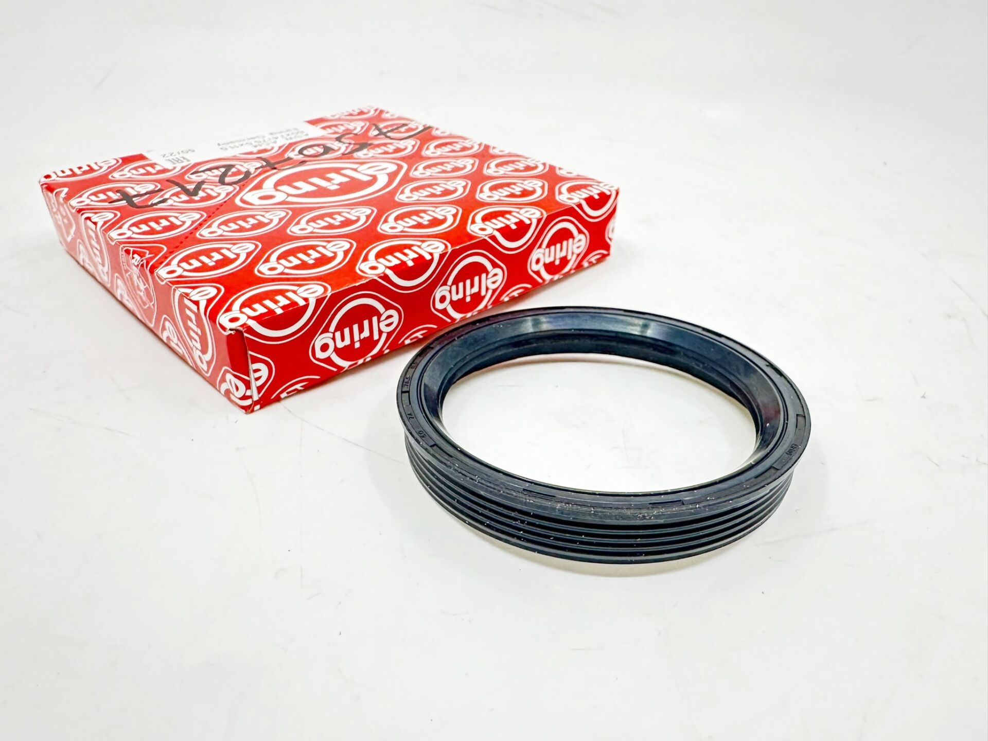 BMW 3-5 SERİSİ KÜLBÜTÖR KAPAK KEÇESİ F10.F20.F30.N20 ELİRNG