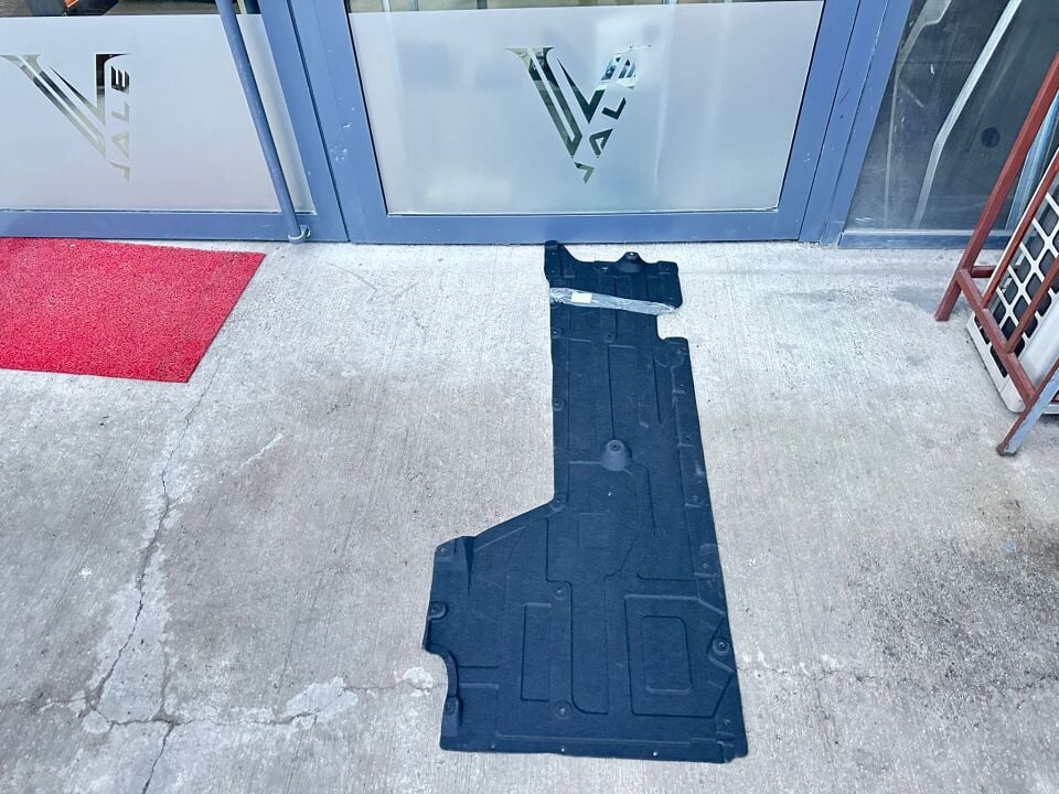 BMW 1-3 SERİSİ MARŞPİYEL ALT KAPLAMASI - R - F20.F30 YAN SANAYİ