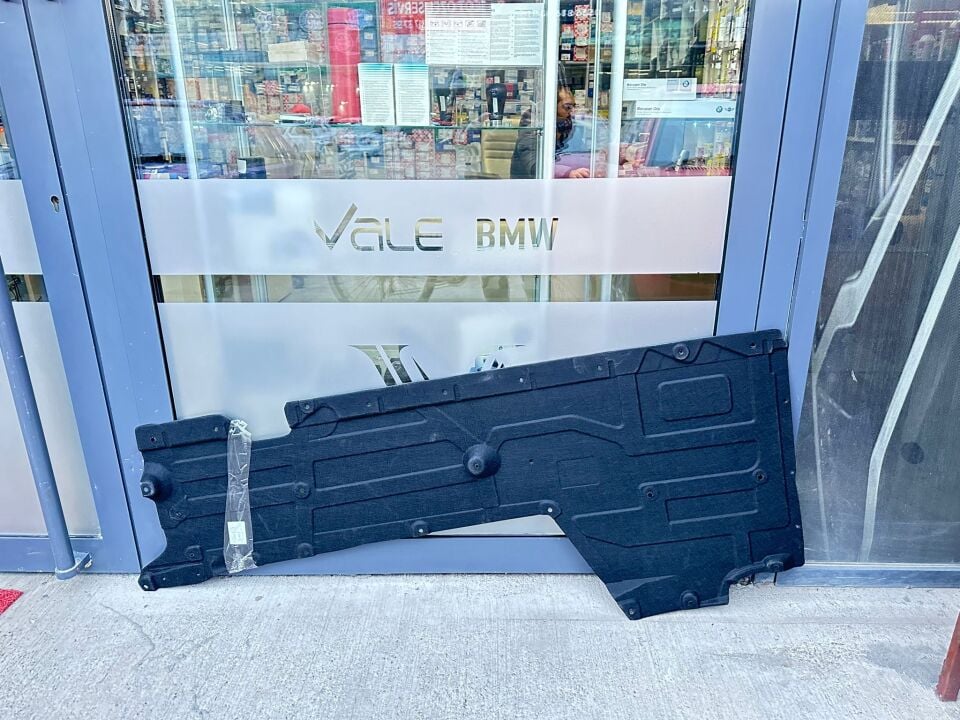 BMW 1-3 SERİSİ MARŞPİYEL ALT KAPLAMASI - R - F20.F30 YAN SANAYİ