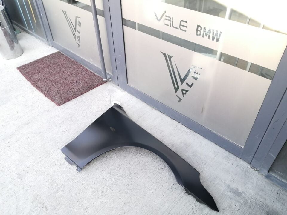 BMW 5 SERİSİ ÖN ÇAMURLUK - R - SAC E60.E61 YAN SANAYİ