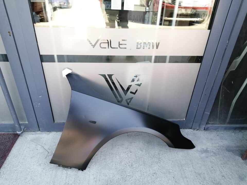 BMW 5 SERİSİ ÖN ÇAMURLUK - R - SAC E60.E61 YAN SANAYİ