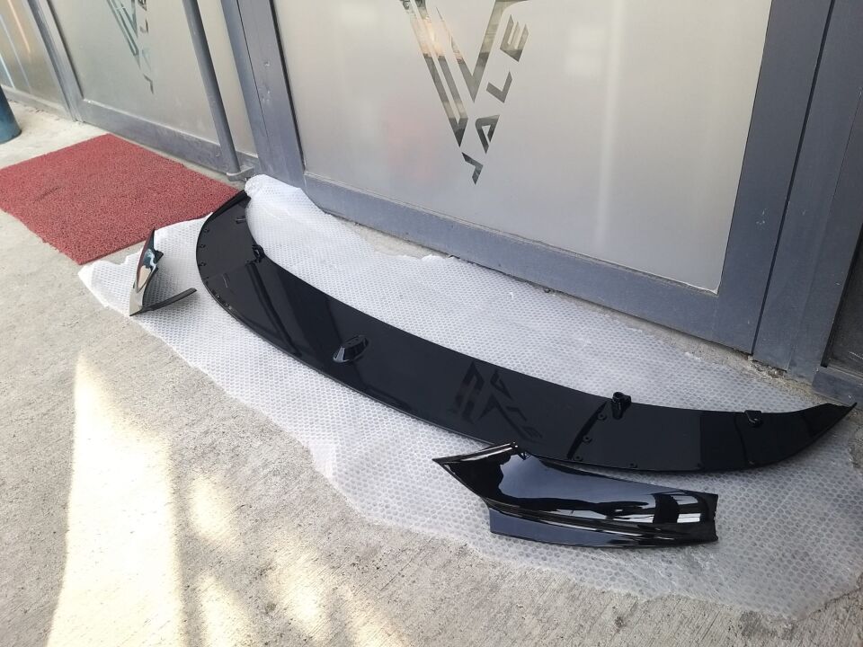 BMW 5 SERİSİ ÖN TAMPON SPOYLERİ - M - LİP - PARLAK SİYAH TEK PARÇA  - F10 YAN SANAYİ